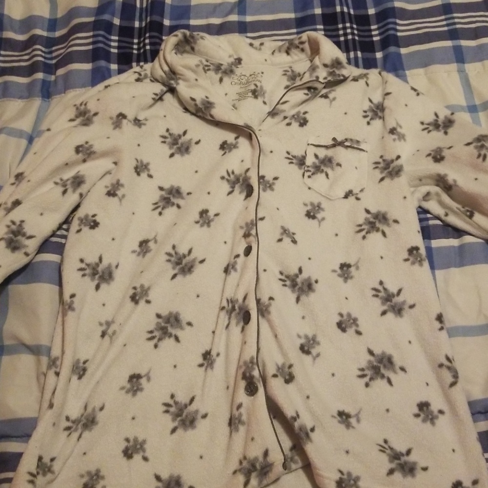 Soft fleece night shirt